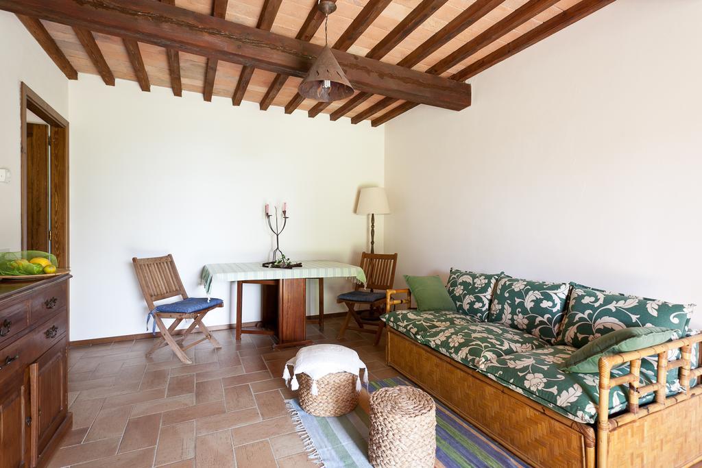 Casale Pundarika Guest House Riparbella Exterior foto