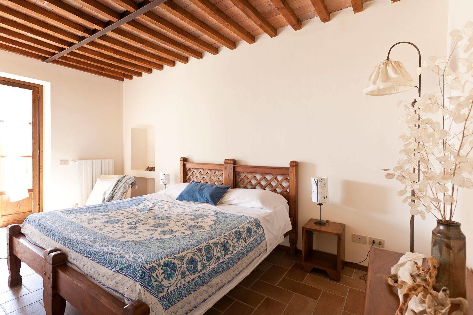 Casale Pundarika Guest House Riparbella Exterior foto
