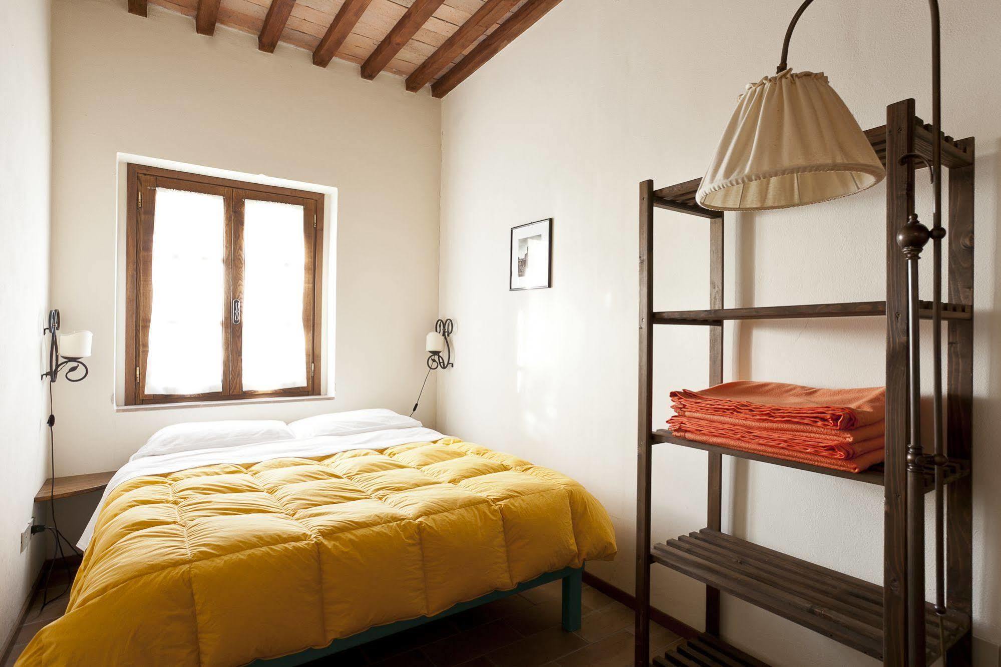 Casale Pundarika Guest House Riparbella Exterior foto